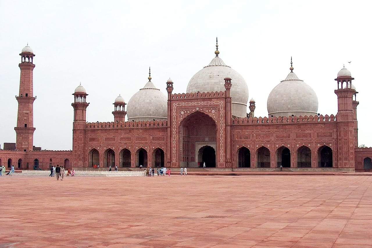 Badshahi Mosque, Lahore Compete Details